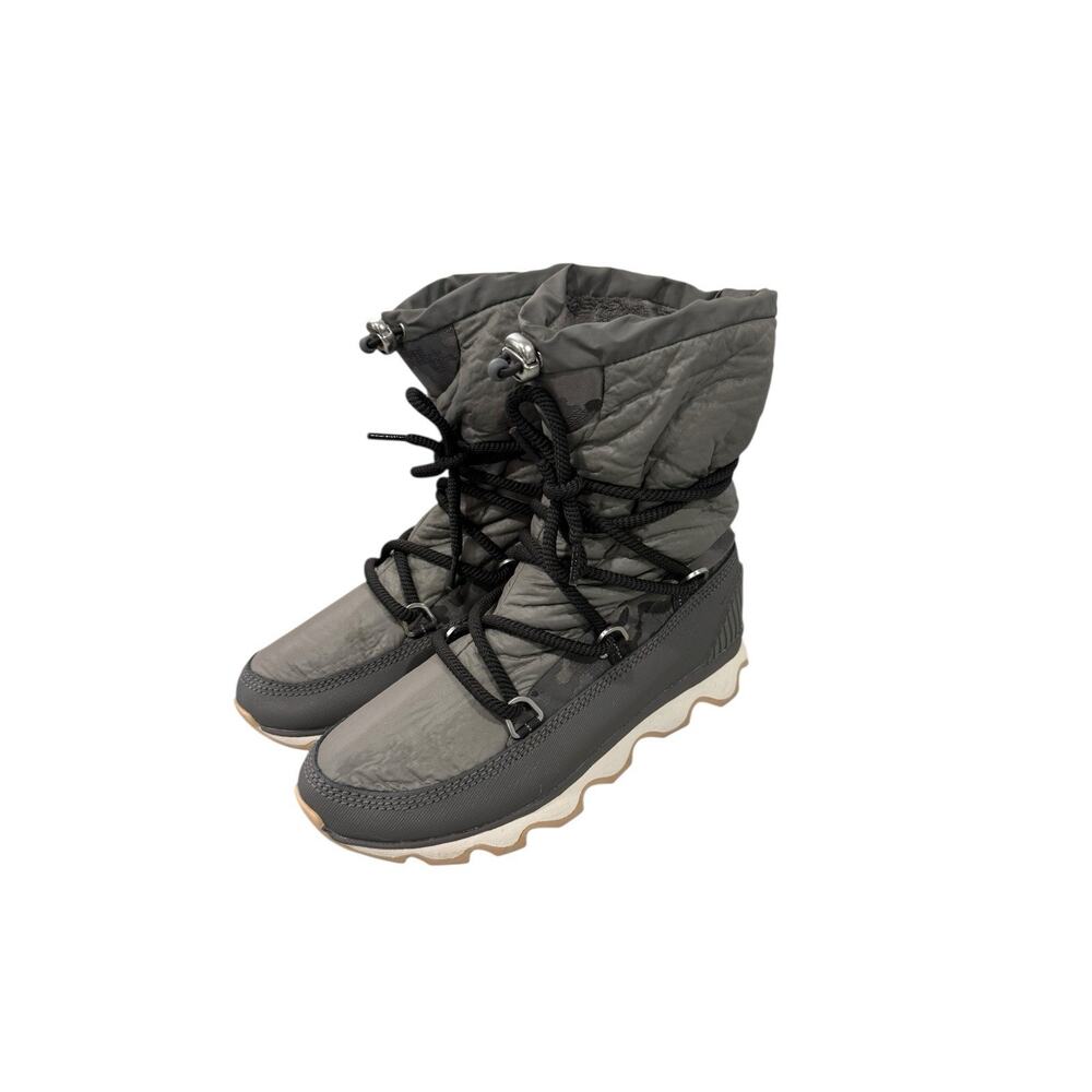 Sorel Women's Gray and Black Quilted Winter Rain Boots